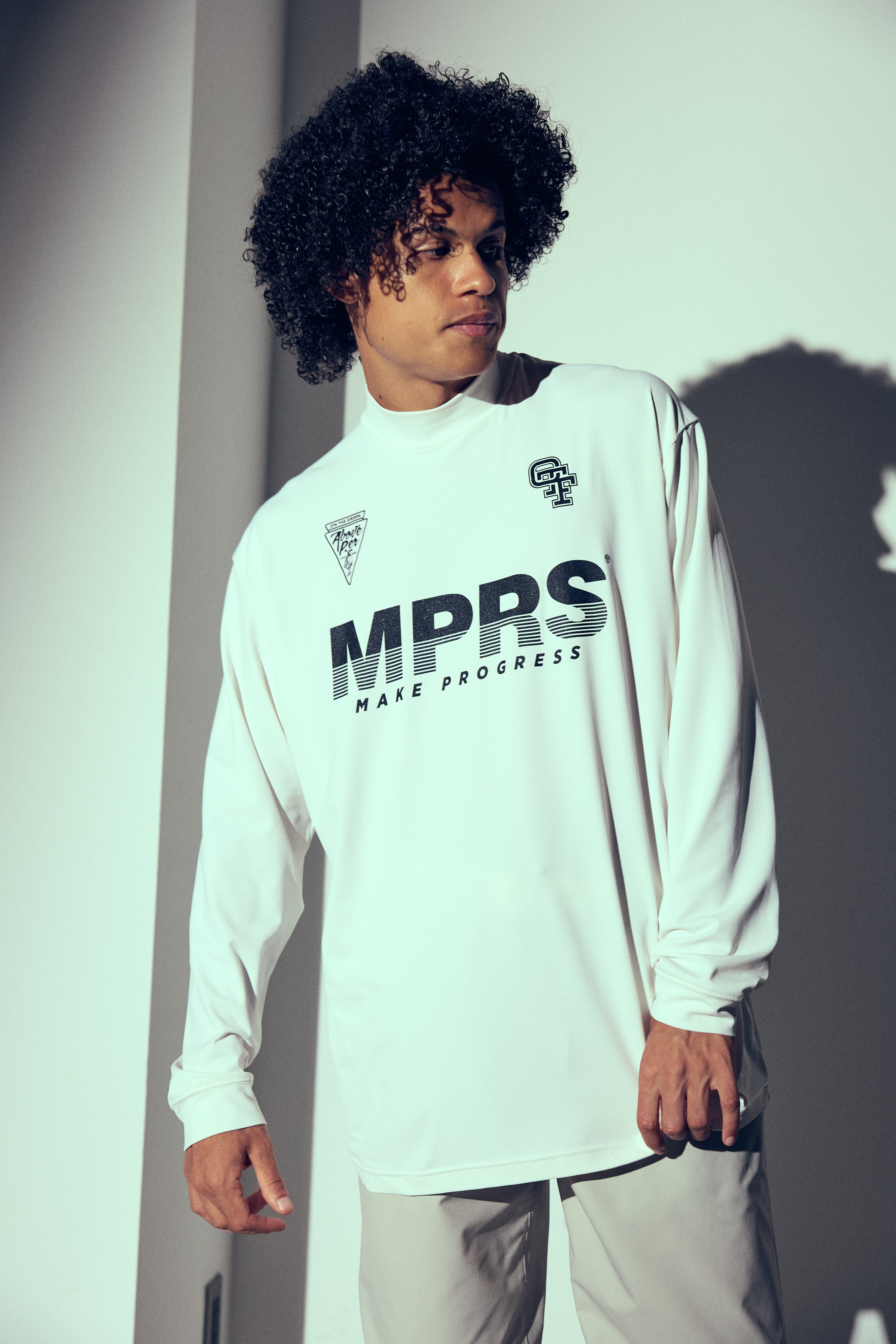 TOPS - MENS – O.T.F(オーティーエフ) 公式オンラインストア